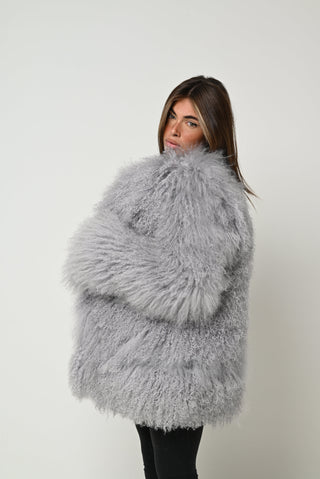 Mongolia modello Elsa collo Chanel