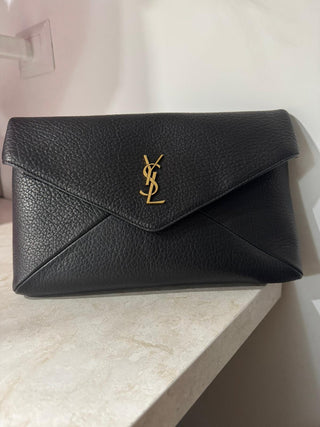 POCHETTE ENVELOPE GRANDE CASSANDRE IN PELLE DI AGNELLO