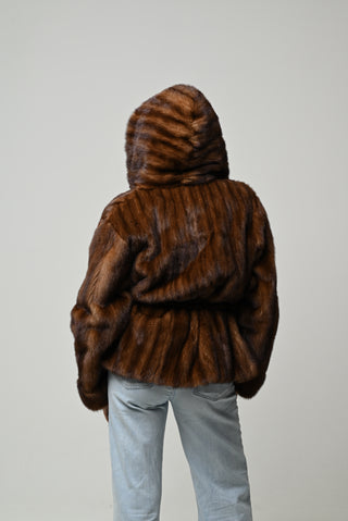 Visone cappuccio e cintura 1524