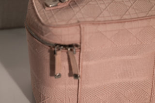 CHRISTIAN DIOR
Beauty case Diortravel