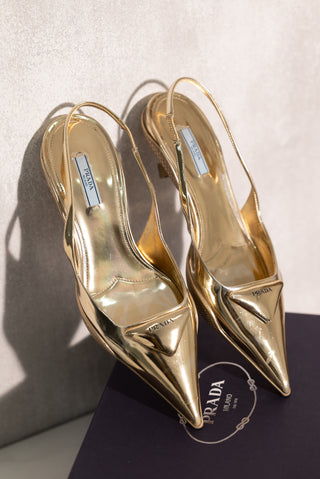 Décolleté in pelle Prada