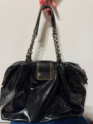 Sac Fendi B en cuir verni