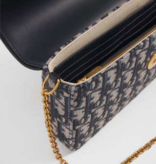 Pochette media con catena Saddle