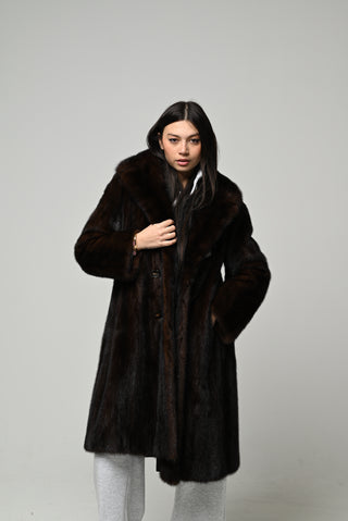 Visone con cappuccio 1573