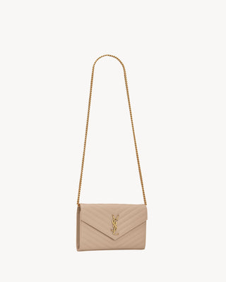 Pochette con catena Cassandre classica in pelle Grain De Poudre